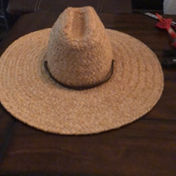 Hat - Picture 3 of 5